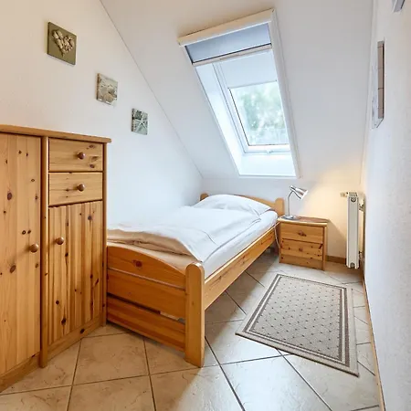 Maike, 5b Apartment